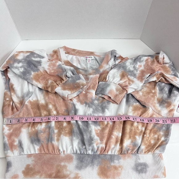 Flirtitude Active Tie Dye Pullover Crop Top Long Sleeves Reverse Seam Detail New - Picture 8 of 16